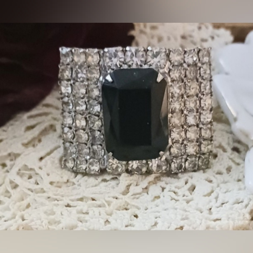 Park Lane Vintage Dress Clip Large Dark Blue Gem With Rhinestones